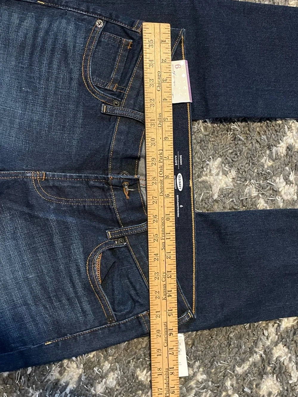 Old Navy Women's Dark Indigo Straight Leg Jeans